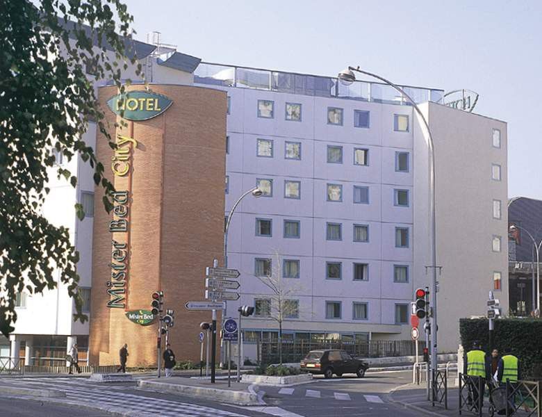 Hotel Reseda Баньоле Екстер'єр фото
